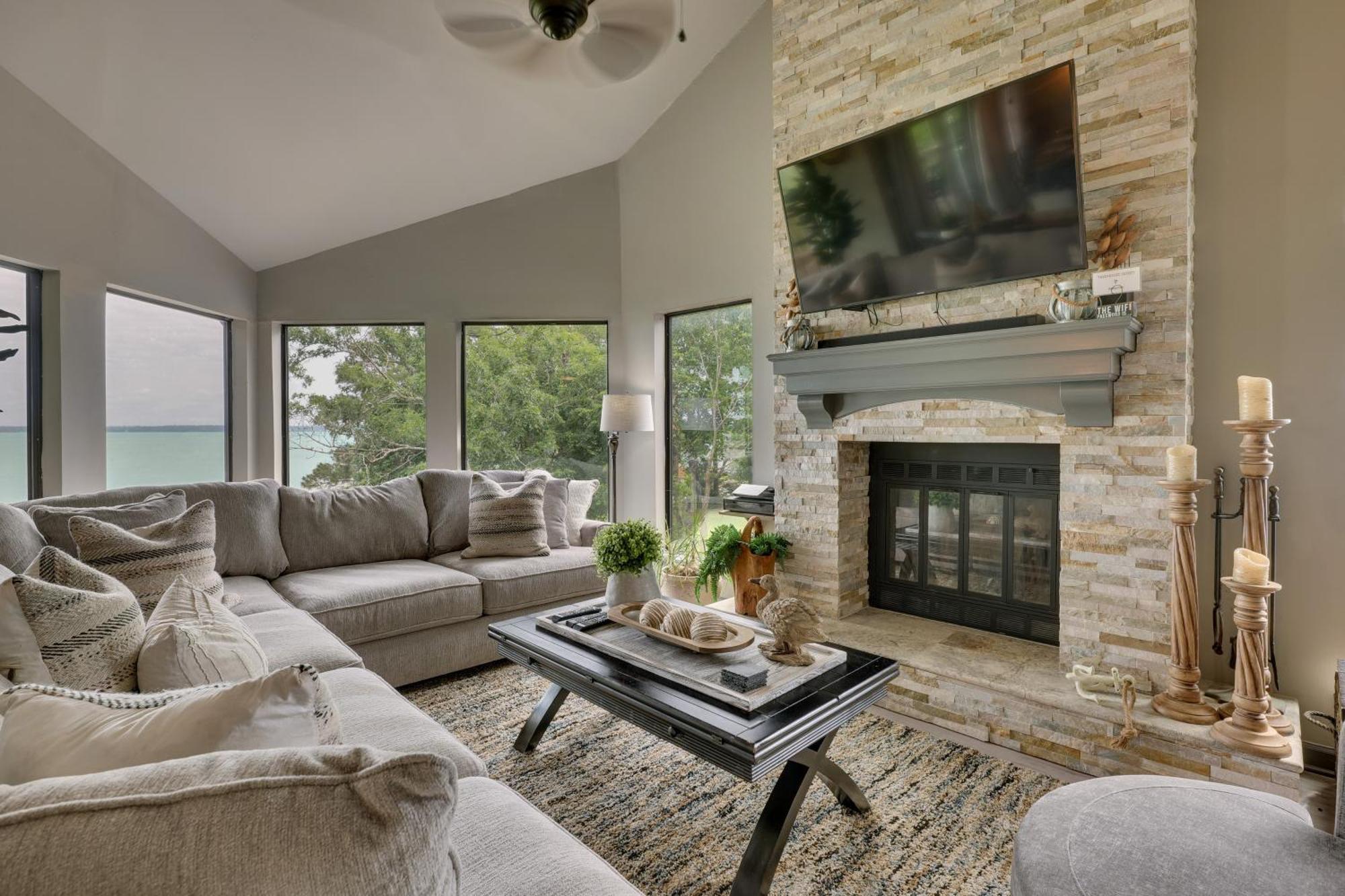 Beautiful Lakehouse Hot Tub, Gameroom And 10 Kayaks Blanchard Exterior photo